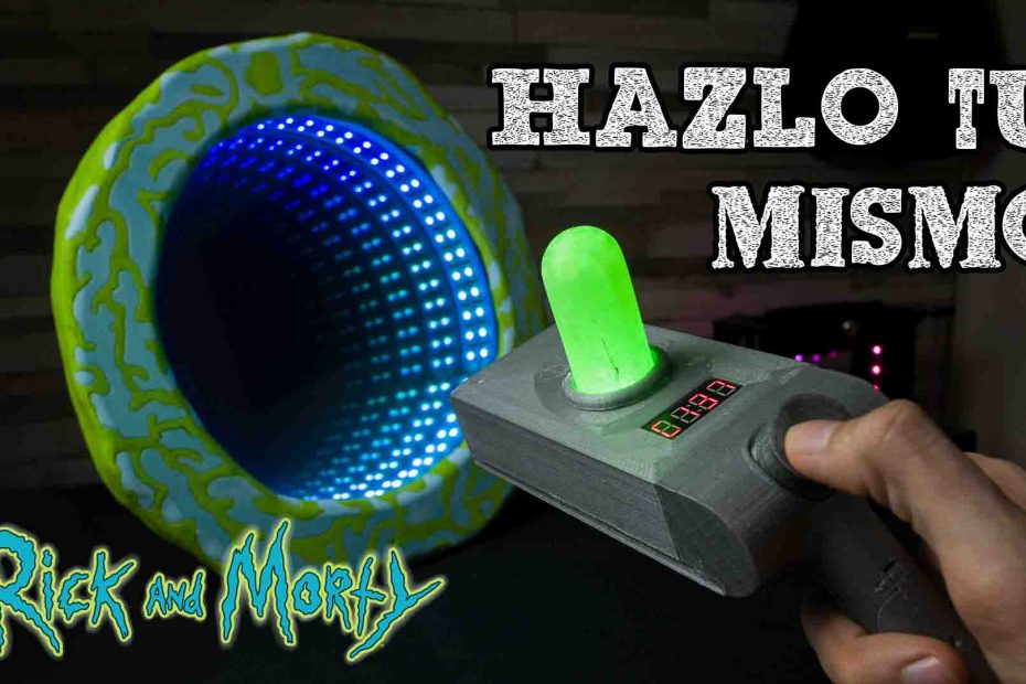 Pistola y portal de Rick y Morty